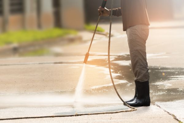 Cost of Residential Concrete Cleaning in Ramona