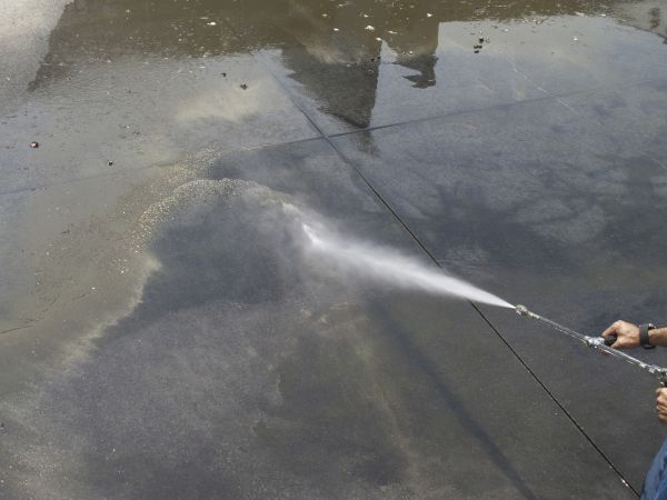 Cost of Exterior Floor Cleaning in Ramona