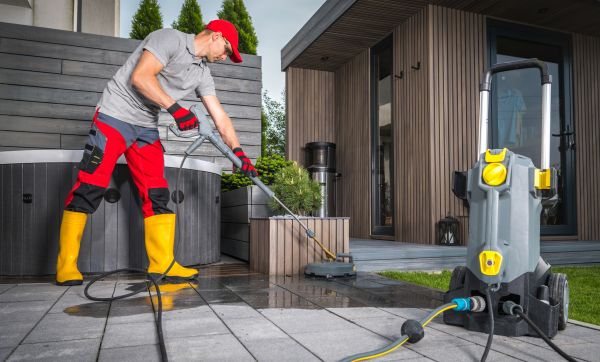 Cost of Concrete Patio Washing in Ramona