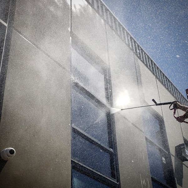 Exterior Building Washing in Ramona