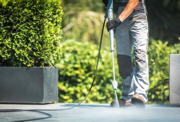 Cost of Patio Concrete Cleaning in Ramona