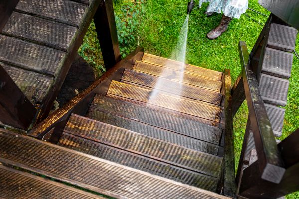 Cost of Wood Power Washing in Ramona
